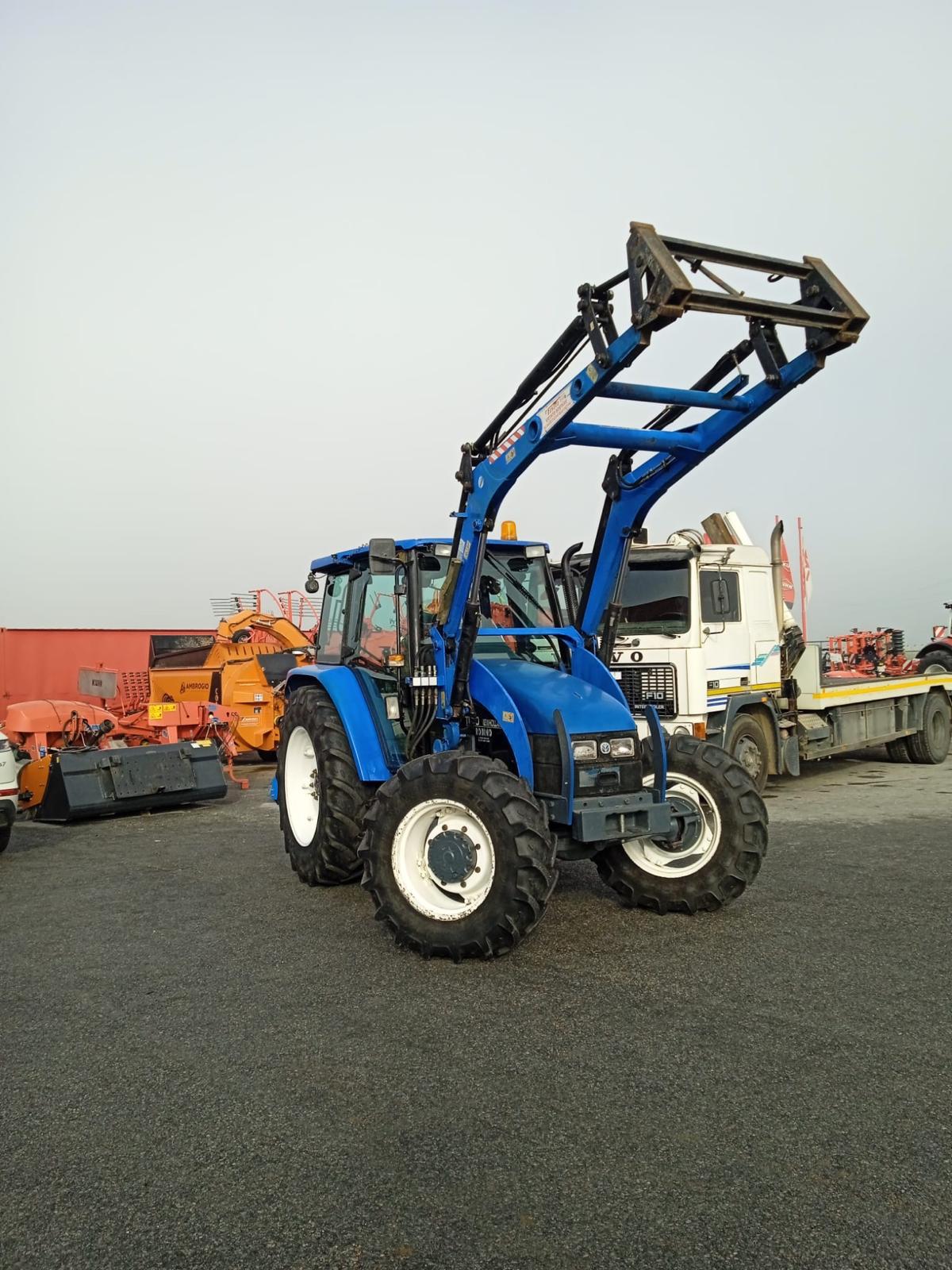 new holland trattore usato vendita cuneo